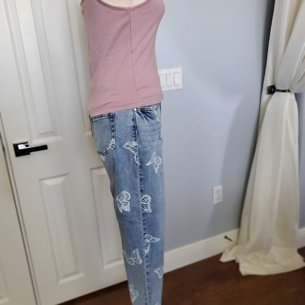 NWOT FLORAL RUFFLE SKORT - Picture 14 of 15